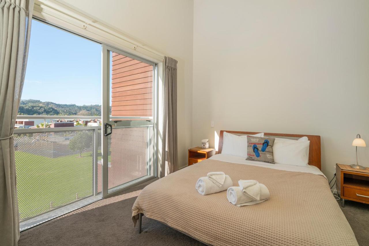 Ocean Serenity Apartments Whitianga Esterno foto