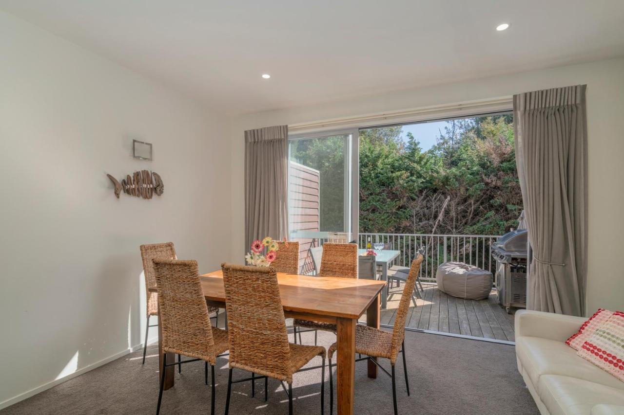 Ocean Serenity Apartments Whitianga Esterno foto