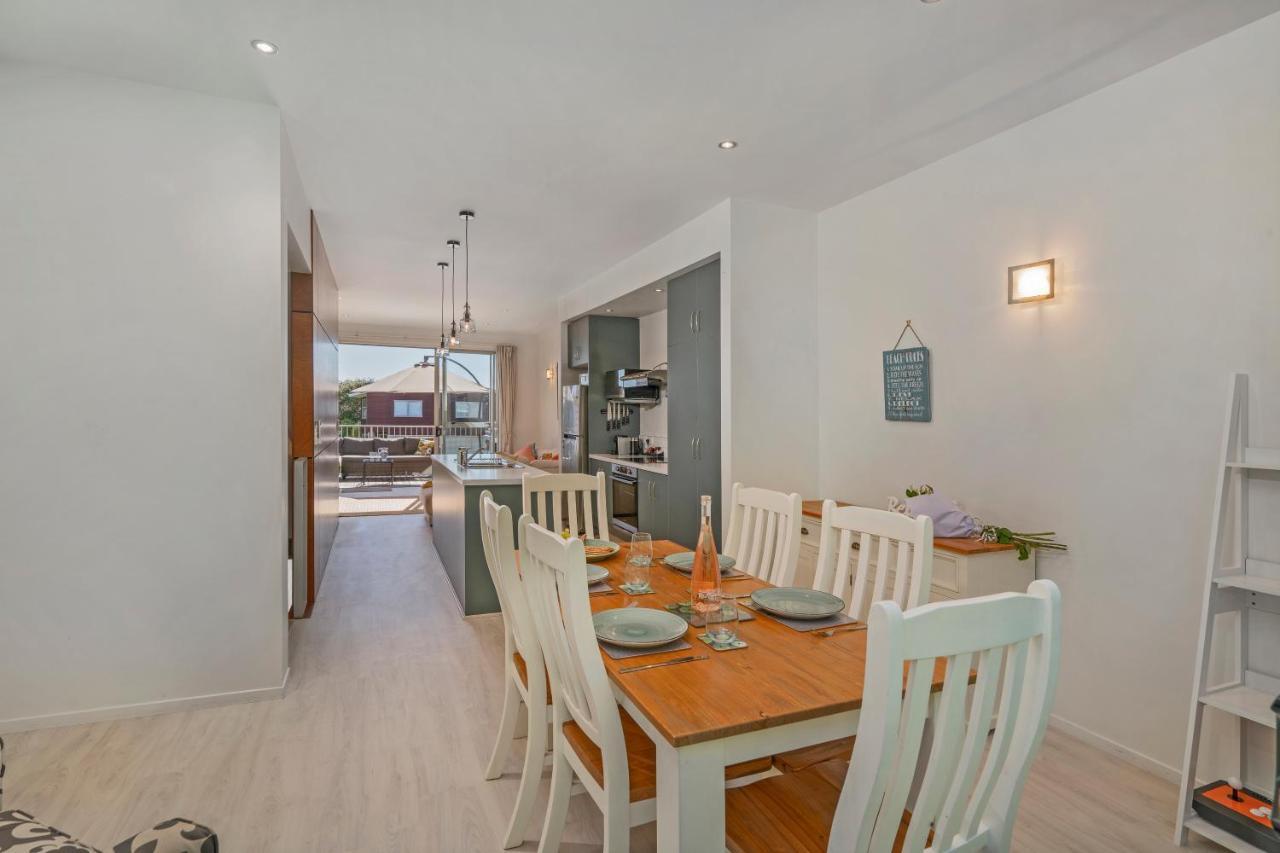 Ocean Serenity Apartments Whitianga Esterno foto