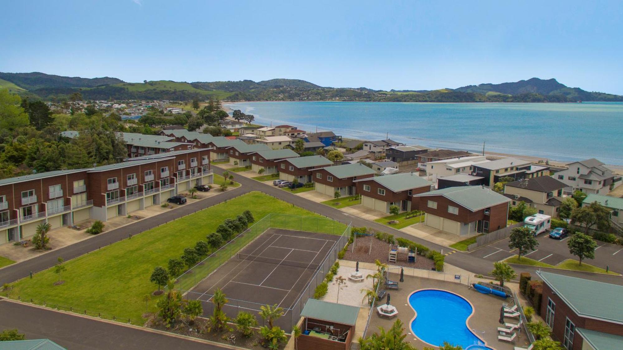 Ocean Serenity Apartments Whitianga Esterno foto