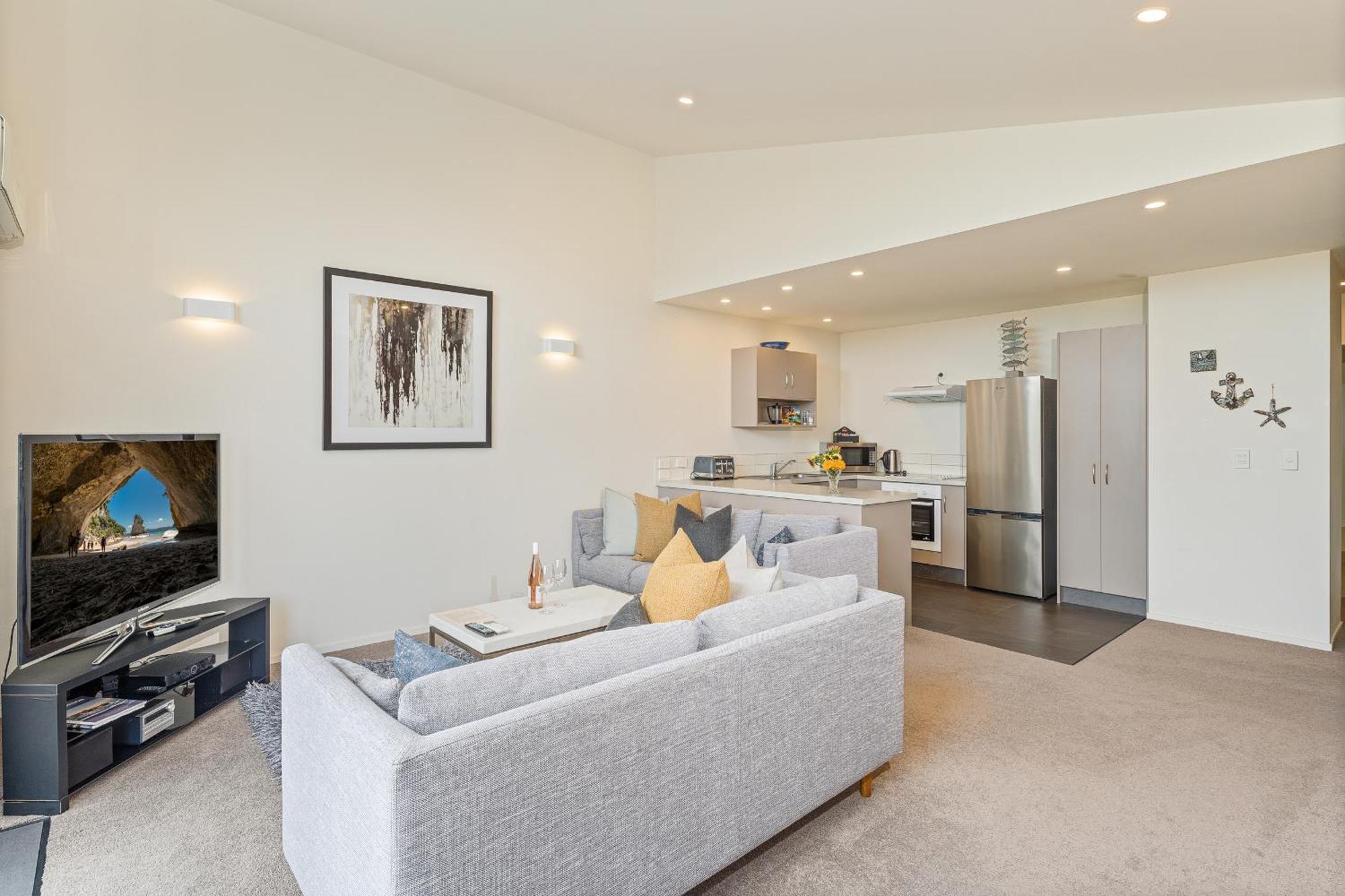 Ocean Serenity Apartments Whitianga Esterno foto